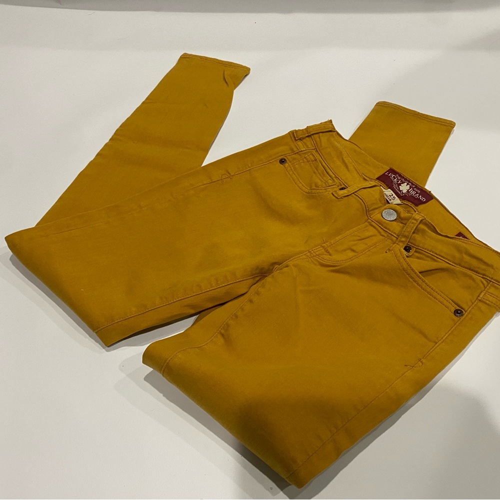Lucky Brand Men's Yellow Skinny Jeans. Size00/25. Charlie skinny